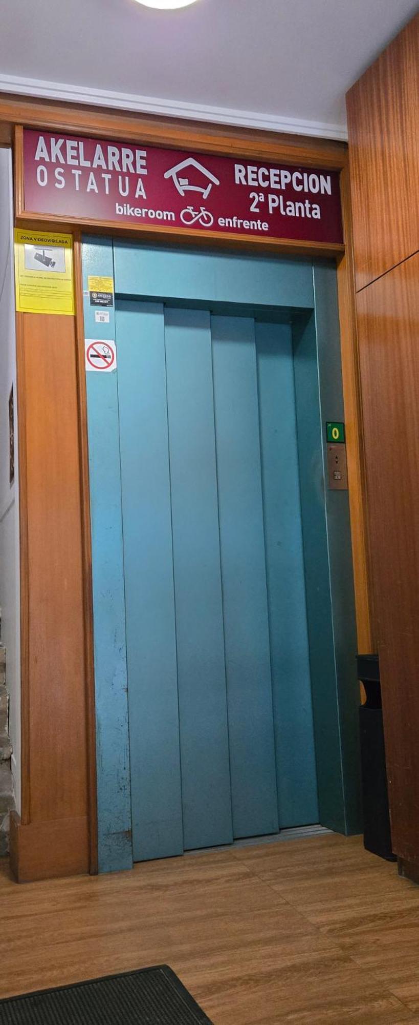 Akelarre Ostatua Ξενοδοχείο Guernica y Luno Εξωτερικό φωτογραφία
